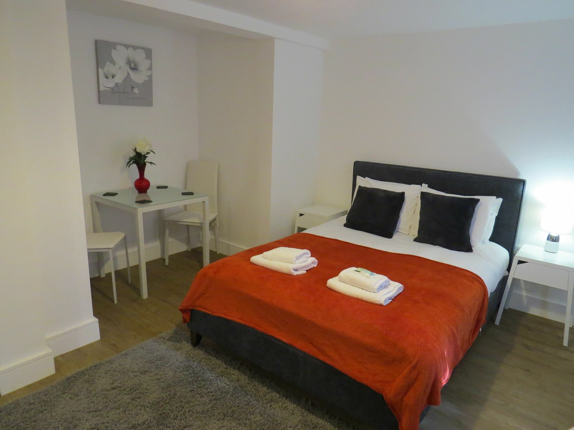 Ferienwohnung Quora Regent Leicester Exterior foto