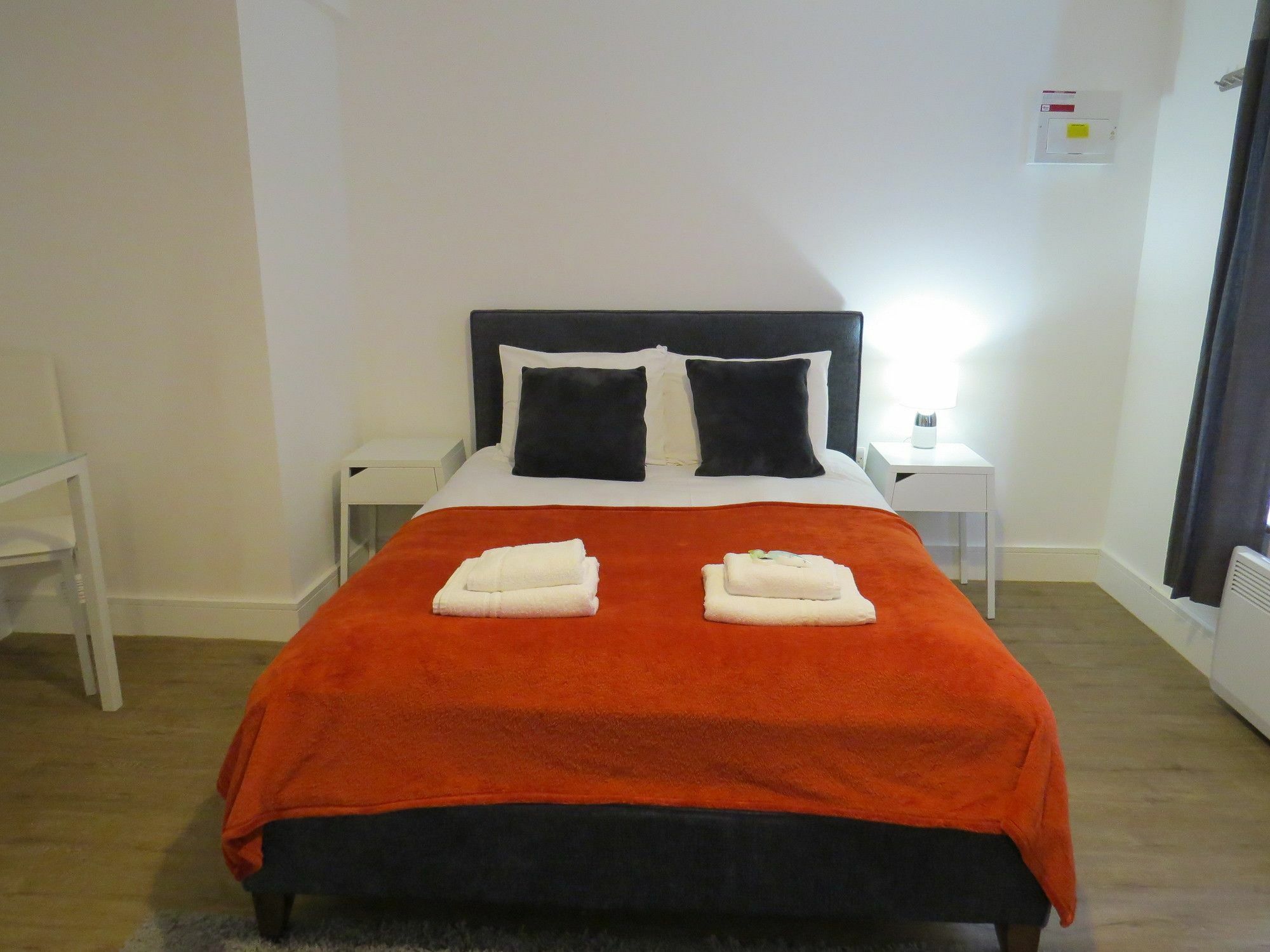 Ferienwohnung Quora Regent Leicester Exterior foto